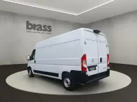 Gebraucht Opel Movano 140 PS (102 kW) 2024 Lackierung weiss icy / typ aussenverkleidung spiegel flach standard Van