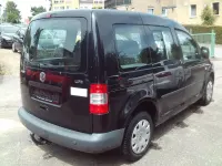 Gebraucht VW Caddy Team 75 PS (55 kW) 2010 Schwarz Van / Kleinbus