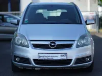 Gebraucht Opel Zafira Edition 140 PS (102 kW) 2007 Starsilber iii m2 Van / Kleinbus