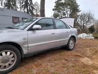 Gebraucht Audi A4 102 PS (75 kW) 2000 Silber Limousine