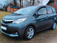 Gebraucht Subaru Trezia Comfort 90 PS (66 kW) 2012 Grau Kleinwagen
