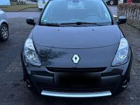 Gebraucht Renault Clio GrandTour Dynamique 101 PS (74 kW) 2010 Schwarz Kombi