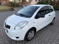 Gebraucht Toyota Yaris 69 PS (50 kW) 2006 Weiß Kleinwagen