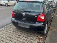 Gebraucht VW Polo 64 PS (47 kW) 2003 Schwarz Kleinwagen
