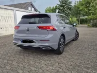 Gebraucht VW Golf VIII Active 116 PS (85 kW) 2021 Grau Limousine