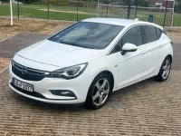 Gebraucht Opel Astra Dynamic 136 PS (100 kW) 2016 Weiß Limousine