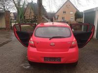 Gebraucht Hyundai i20 101 PS (74 kW) 2009 Rot Kleinwagen