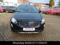 Gebraucht Volvo XC60 Momentum 150 PS (110 kW) 2017 Blau SUV