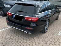 Gebraucht Mercedes E220 AMG line 194 PS (142 kW) 2020 Schwarz Kombi