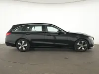 Gebraucht Mercedes C200 Avantgarde 163 PS (119 kW) 2025 Schwarz Limousine