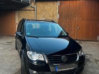 Gebraucht VW Touran 140 PS (102 kW) 2009 Schwarz Van / Kleinbus