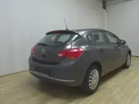 Używany Opel Astra Selection 116 KM (85 kW) 2015 Szary Sedan/Limuzyna
