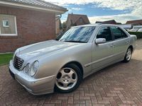 Gebraucht Mercedes E270 Avantgarde 170 PS (125 kW) 2000 Silber Limousine