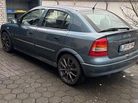 Gebraucht Opel Astra 84 PS (61 kW) 2001 Blau Limousine