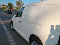Gebraucht VW Caddy 75 PS (55 kW) 2021 Weiß Van / Kleinbus