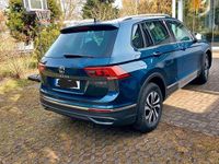Gebraucht VW Tiguan Active 245 PS (180 kW) 2022 Blau SUV