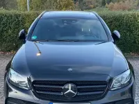 Second-hand Mercedes E250 AMG line 211 CP (155 kW) 2017 Negru Berlinǎ