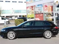 Gebraucht Audi A4 Ambiente 150 PS (110 kW) 2022 Mythosschwarzmet. (metallic) Kombi