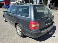 Gebraucht VW Passat Trendline 150 PS (110 kW) 2001 Schwarz Kombi
