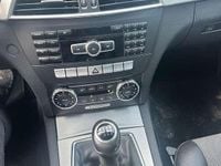 Gebraucht Mercedes C200 Avantgarde 136 PS (100 kW) 2012 Schwarz Kombi