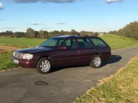 Gebraucht Mercedes 200 136 PS (100 kW) 1995 Rot Kombi