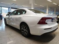 Gebraucht Volvo S60 Core 197 PS (144 kW) 2023 Weiß Limousine