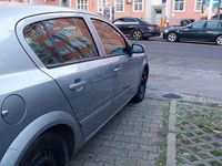 Gebraucht Opel Astra Edition 90 PS (66 kW) 2005 Silber Limousine