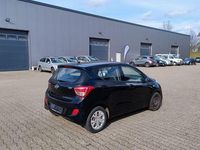 Gebraucht Hyundai i10 67 PS (49 kW) 2014 Schwarz Kleinwagen