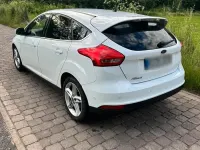 Gebraucht Ford Focus 115 PS (84 kW) 2015 Weiß Limousine