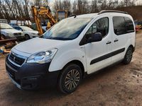 Gebraucht Peugeot Partner Tepee 120 PS (88 kW) 2017 Weiß Van / Kleinbus