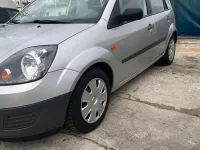 Gebraucht Ford Fiesta 65 PS (47 kW) 2007 Gold Kleinwagen