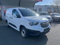 Używany Opel Combo Selection 76 KM (55 kW) 2021 Biały Minivan