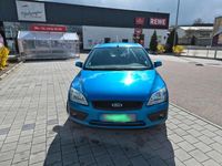 Second-hand Ford Focus 109 CP (80 kW) 2006 Albastru Berlinǎ