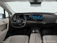 Gebraucht BMW iX 300 kW (408 PS) 2025 Weiß SUV