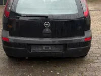 Second-hand Opel Corsa 75 CP (55 kW) 2002 Negru Hatchback