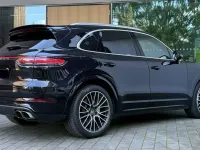 Gebraucht Porsche Cayenne Turbo 549 PS (403 kW) 2018 Schwarz SUV