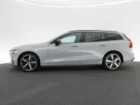 Używany Volvo V60 Plus 197 KM (144 kW) 2024 Szary Kombi
