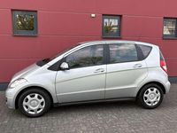 Gebraucht Mercedes A160 Classic 95 PS (69 kW) 2011 Silber Limousine