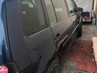 Gebraucht VW Touran 105 PS (77 kW) 2007 Blau Van / Kleinbus