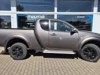 Gebraucht Mitsubishi L200 Intense 178 PS (130 kW) 2012 Granitbraun (m) Pickup