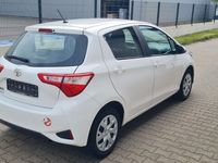 gebraucht Toyota Yaris 1,0-l-VVT-i Launch Edition