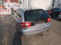 Gebraucht Volvo V40 122 PS (89 kW) 2001 Silber Kombi