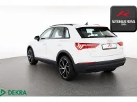 Gebraucht Audi Q3 Ambiente 150 PS (110 kW) 2023 Weiss (metallic) SUV