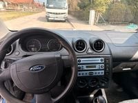 Gebraucht Ford Fiesta 59 PS (43 kW) 2005 Blau Kleinwagen
