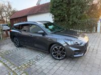 Używany Ford Focus ST-Line 182 KM (133 kW) 2019 Szary Sedan/Limuzyna