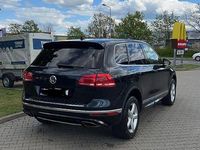 Gebraucht VW Touareg Terrain Tech 262 PS (192 kW) 2015 Silber SUV