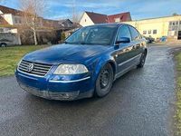 Gebraucht VW Passat 210 PS (154 kW) 2003 Blau Limousine