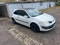 Gebraucht Renault Mégane 2004 Weiß Limousine