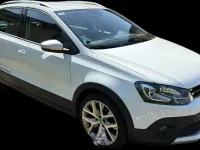 Gebraucht VW Polo Cross 90 PS (66 kW) 2016 Weiß Kleinwagen