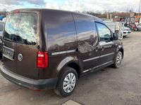 Gebraucht VW Caddy 102 PS (75 kW) 2018 Braun Van / Kleinbus